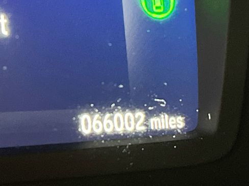 Used 2023 Honda Odyssey Sport image 12