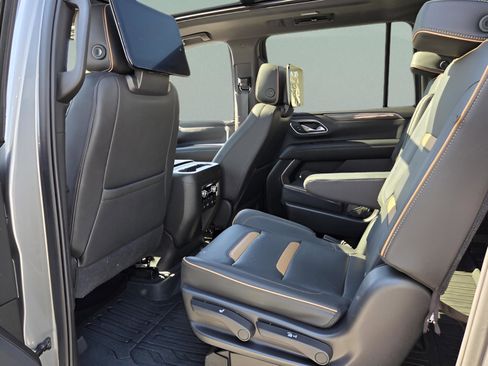 Used 2021 GMC Yukon XL AT4 w/ Rear Media and Nav Package image 14