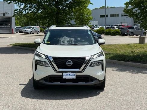 Certified 2023 Nissan Rogue SL w/ SL Premium Package AWD/4WD image 3