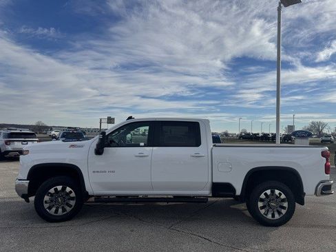 Used 2025 Chevrolet Silverado 2500 LT w/ All Star Edition image 5