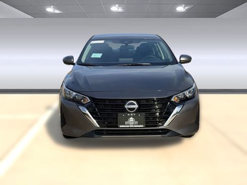 New 2025 Nissan Sentra SV image 5