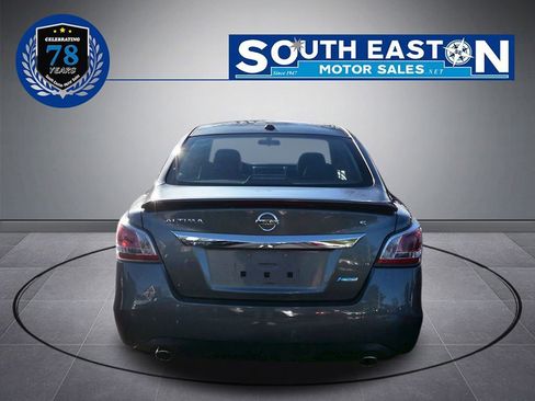 Used 2014 Nissan Altima 2.5 S w/ Sport Value Package image 4