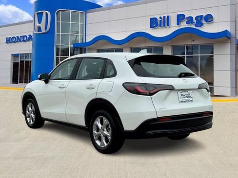 Certified 2024 Honda HR-V LX image 6