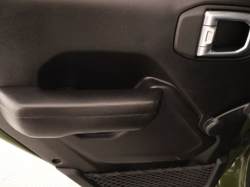 Used 2021 Jeep Wrangler Unlimited Sport AWD/4WD image 15