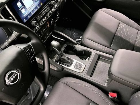 New 2026 Nissan Frontier SV w/ Tow Package AWD/4WD image 8
