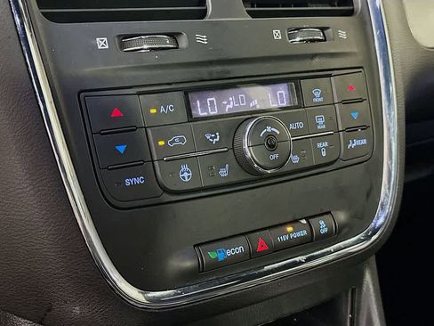 Used 2019 Dodge Grand Caravan GT FWD image 17