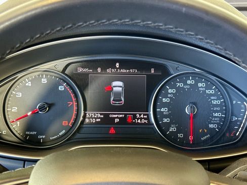 Used 2022 Audi Q5 2.0T Premium w/ Convenience Package AWD/4WD image 12