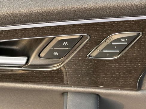 Used 2023 Audi Q7 2.0T Premium Plus w/ Premium Plus Package image 9