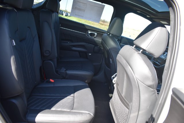 New 2026 Kia Sorento SX Prestige AWD/4WD image 16