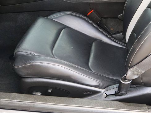 Used 2017 Chevrolet Camaro LT RWD image 10