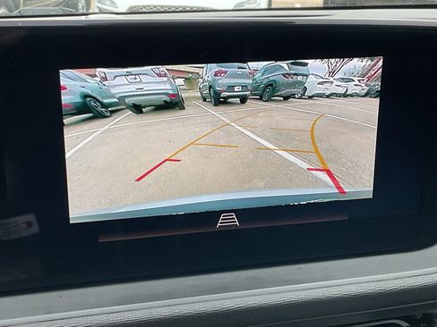 Used 2025 Buick Envista Preferred image 29