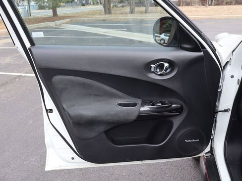 Used 2013 Nissan Juke NISMO image 23