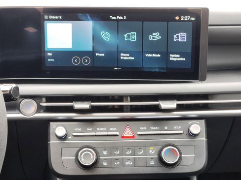 Certified 2025 Hyundai Tucson SE image 25