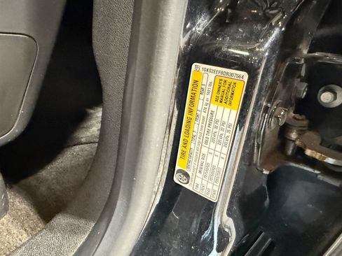 Used 2013 GMC Yukon Denali AWD/4WD image 20