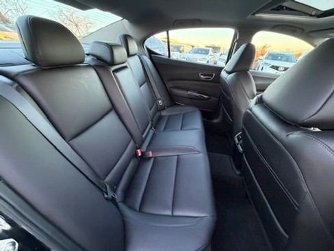 Used 2020 Acura TLX image 28