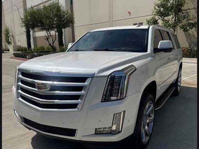 Used 2020 Cadillac Escalade ESV Luxury