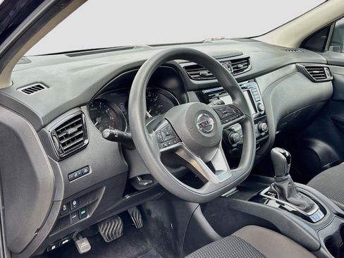 Used 2021 Nissan Rogue Sport S FWD image 9