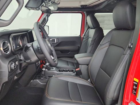 New 2025 Jeep Gladiator Sport image 3