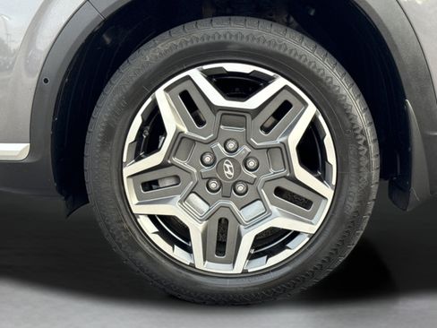 Used 2022 Hyundai Santa Fe Limited AWD/4WD image 35