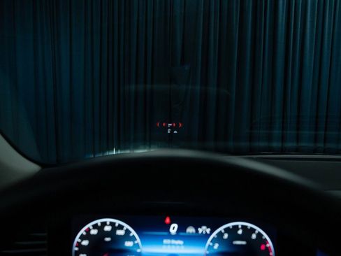 Certified 2026 Mercedes-Benz GLS 450 450 4MATIC&reg; SUV image 18