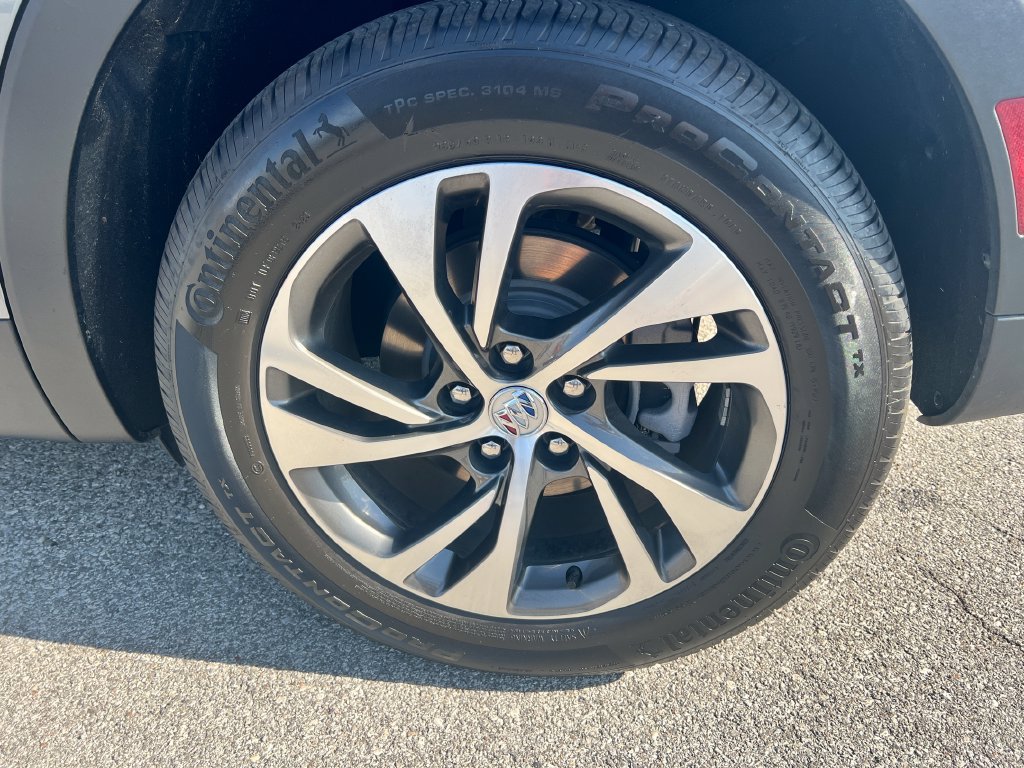 Used 2023 Buick Envision Essence AWD/4WD image 27