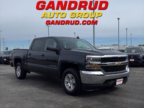 Used 2018 Chevrolet Silverado 1500 LT AWD/4WD image 1