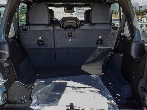 New 2026 Jeep Wrangler Unlimited Rubicon w/ Whitecap Package image 30