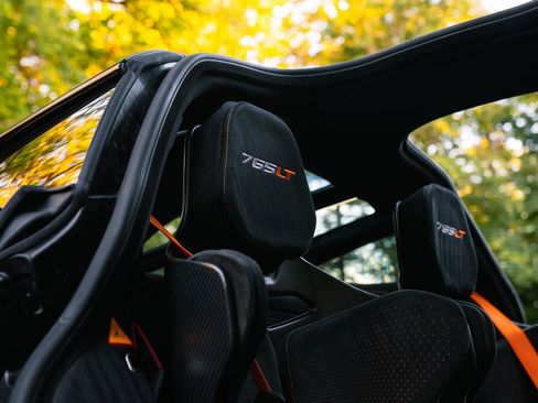 Used 2021 McLaren 765LT RWD image 19
