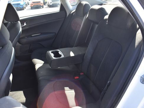 Used 2020 Kia Optima LX image 26