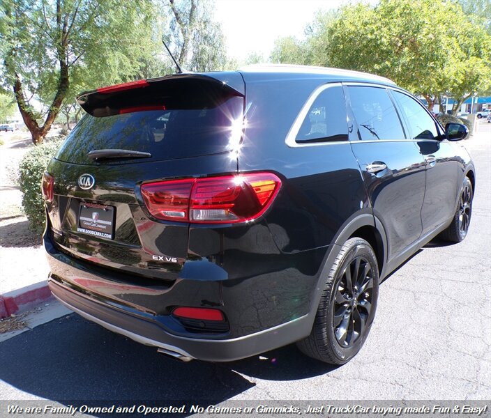 Used 2020 Kia Sorento EX FWD image 6