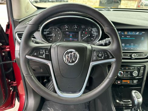 Used 2021 Buick Encore Preferred image 35