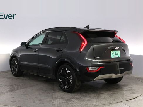 Used 2024 Kia Niro Wave w/ Wave Preserve Package image 17