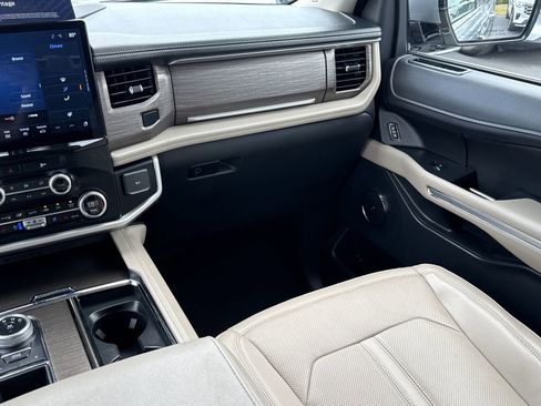 Certified 2024 Ford Expedition Max Limited RWD image 17