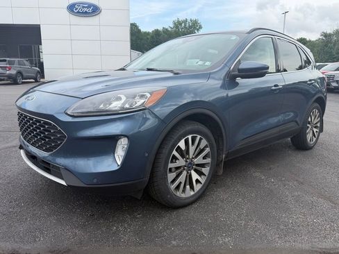 Used 2020 Ford Escape Titanium w/ Titanium Premium Package 2.0 AWD/4WD image 1