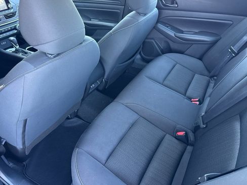 Certified 2024 Nissan Altima 2.5 SV FWD image 15