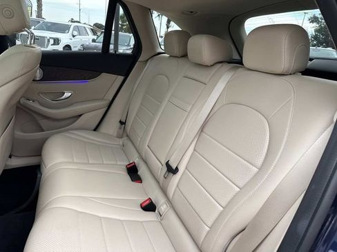 Used 2021 Mercedes-Benz GLC 300 GLC 300 image 16