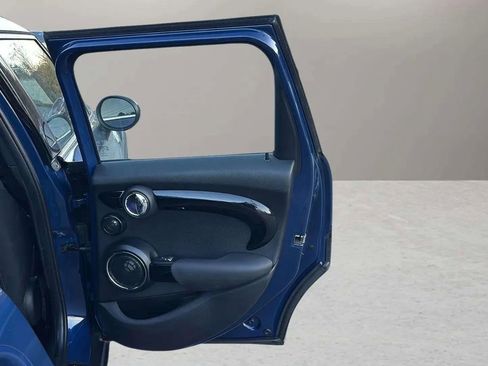 Used 2016 MINI Cooper S image 19