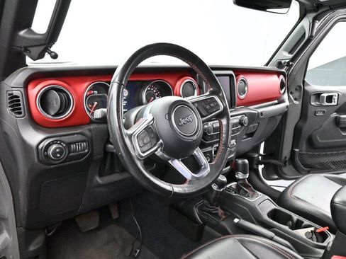 Used 2022 Jeep Gladiator Rubicon w/ LED Lighting Group AWD/4WD image 16