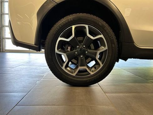 Used 2015 Subaru Crosstrek 2.0i Premium w/ Moonroof Package AWD/4WD image 39