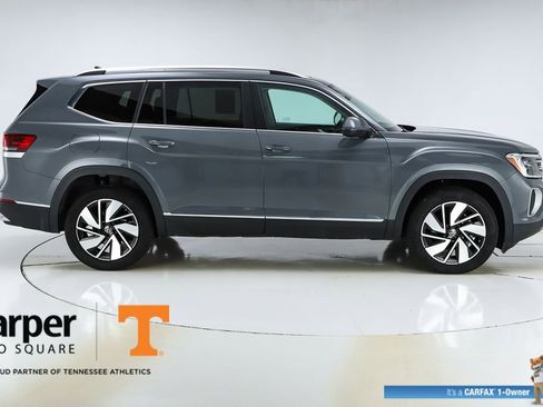Used 2025 Volkswagen Atlas SEL image 10