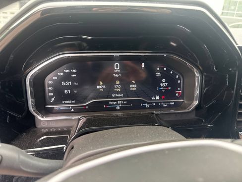 Used 2025 GMC Sierra 1500 Elevation w/ Preferred Package AWD/4WD image 15
