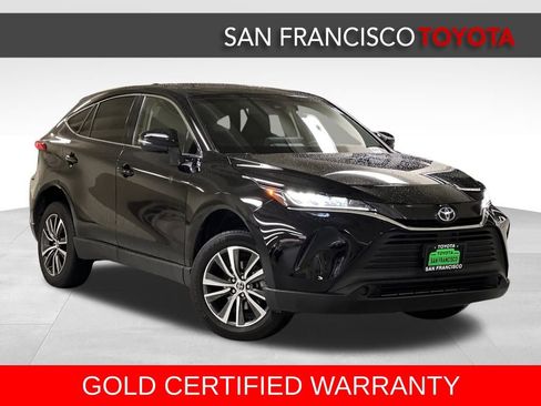 Certified 2022 Toyota Venza LE image 7