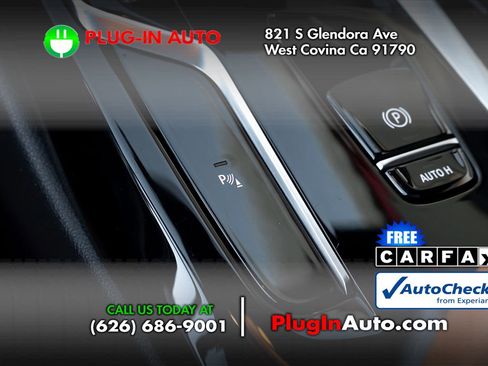 Used 2023 BMW 530i xDrive w/ Convenience Package image 26