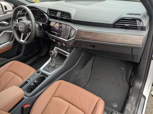 Used 2025 Audi Q3 2.0T Premium w/ Convenience Package image 40