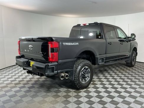 Used 2024 Ford F350 Lariat w/ Lariat Ultimate Package image 4