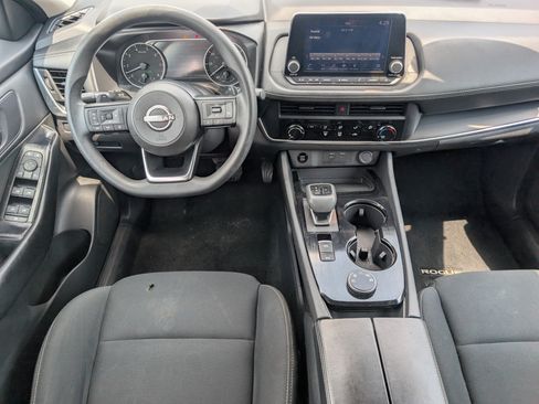 Used 2024 Nissan Rogue S AWD/4WD image 6