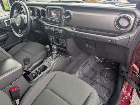 Used 2021 Jeep Wrangler Unlimited Sport AWD/4WD image 20