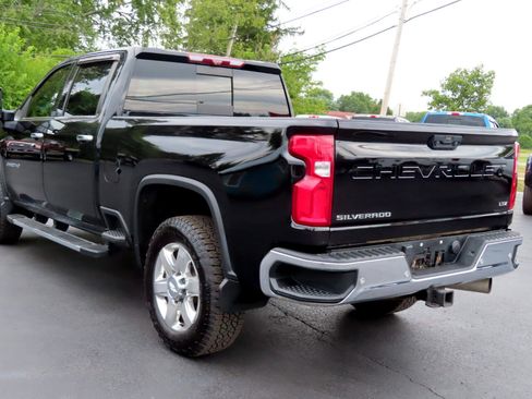 Used 2020 Chevrolet Silverado 2500 LTZ image 19