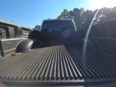 Used 2020 Ford F250 Lariat w/ Lariat Value Package image 12