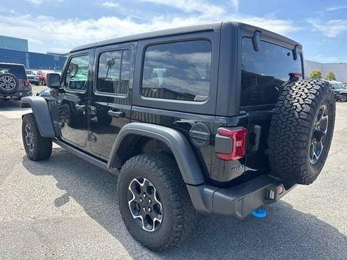 Used 2023 Jeep Wrangler Unlimited Rubicon 4xe w/ Cold Weather Group AWD/4WD image 7